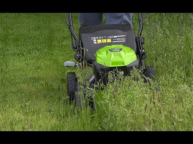 ESSAI PRATIQUE : TONDEUSE AUTOTRACTÉE À BATTERIE